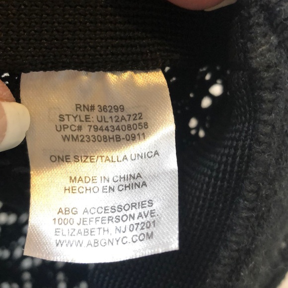 Hat - Picture 2 of 3